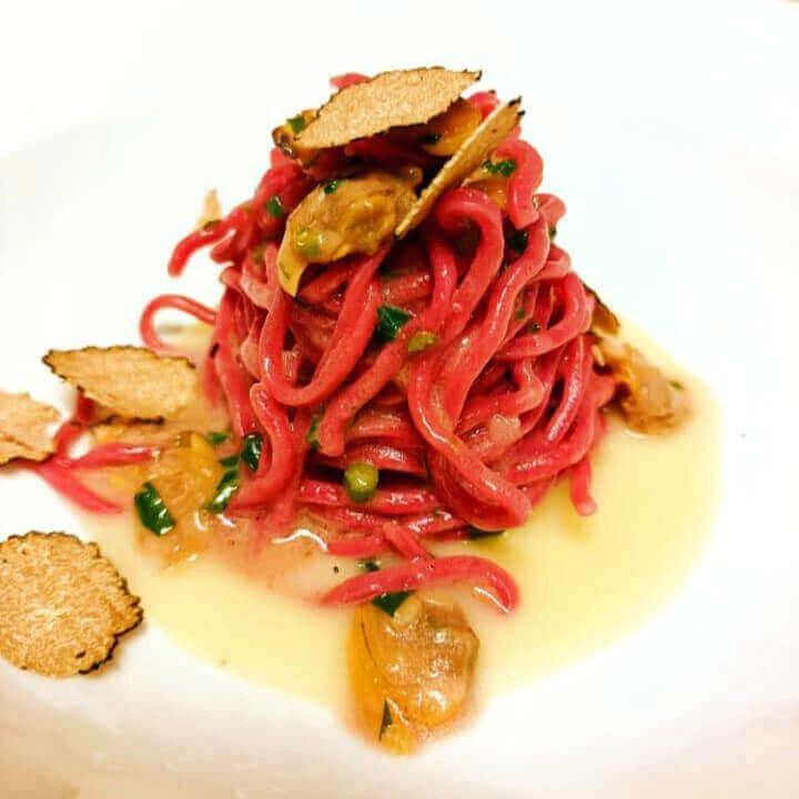 Tajarin con vongole e tartufo nero - Chef Danilo Allochis - Ristorante Al Biancospino | Bossolasco (CN)