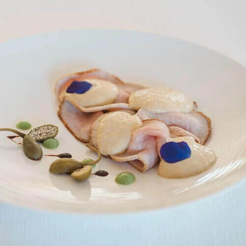 Vitello rosè con spuma di salsa tonnata - Chef Massimo Francesia - Hotel Gabriella Diano Marina (IM)